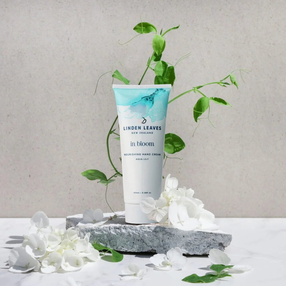 アクアリリー ナリッシング ハンドクリーム 100ml